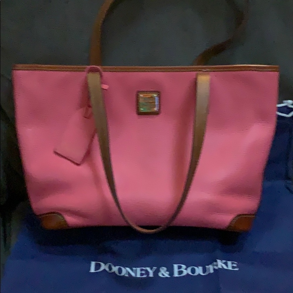 Dooney & Bourke purse